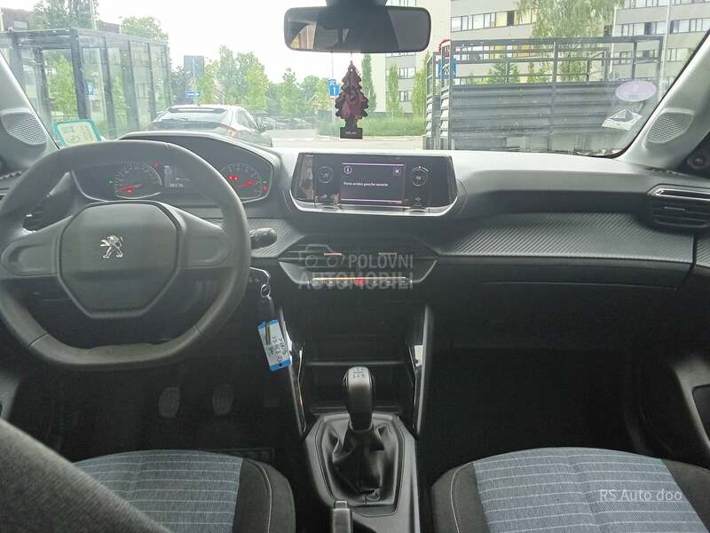 Peugeot 208 3,5,0,0,0,k,m
