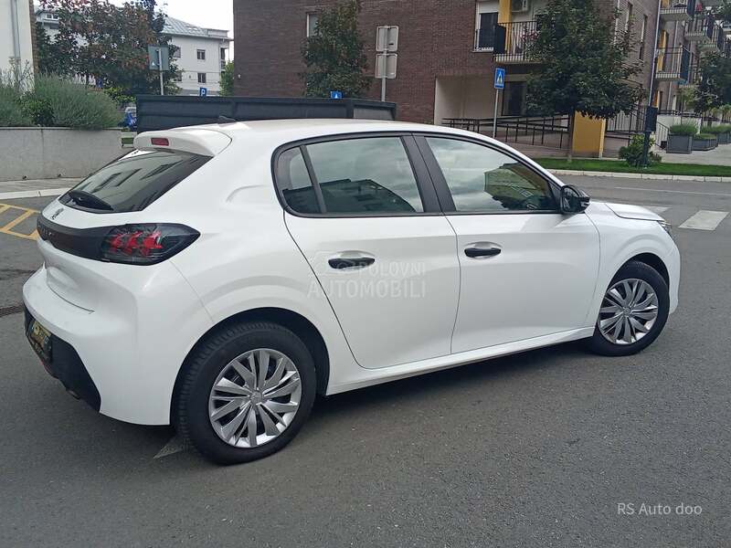 Peugeot 208 3,5,0,0,0,k,m