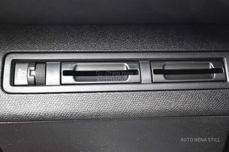 Peugeot 3008 1.5 Active AT