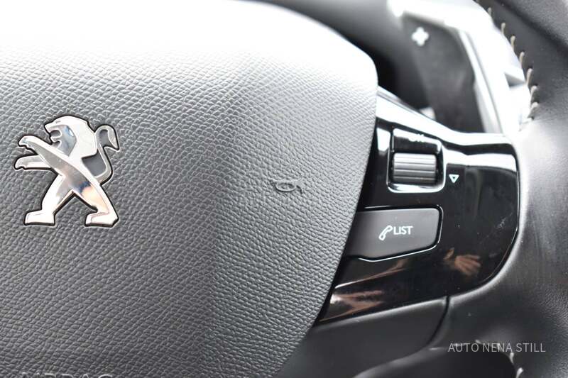 Peugeot 308 1.5 Active AT