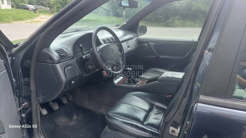 Mercedes Benz ML 270 Manuelni