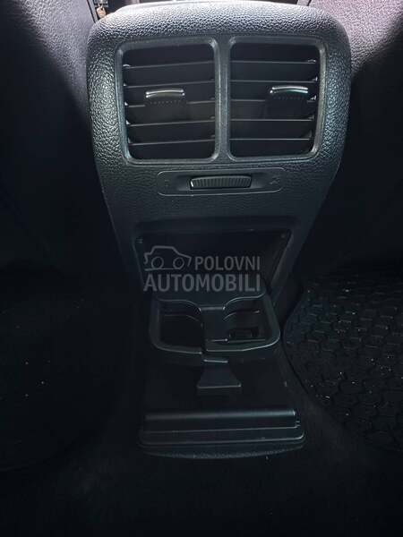 Volkswagen Golf 6 R 320hp CH