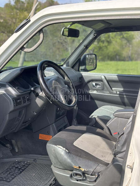 Mitsubishi Pajero 2.5d