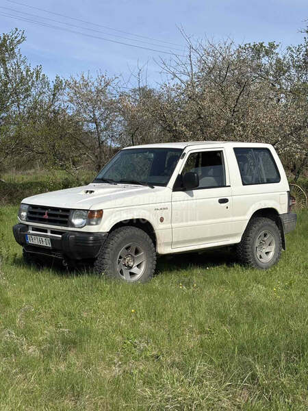 Mitsubishi Pajero 2.5d