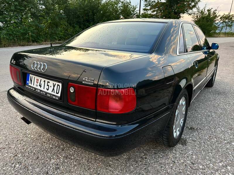 Audi A8 4.2 V8 Long Quattro
