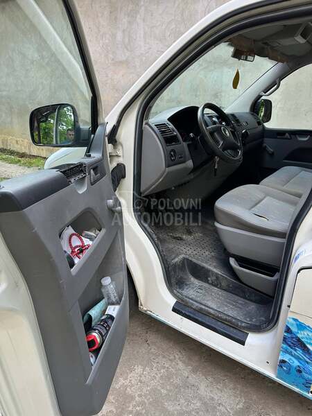 Volkswagen Transporter T5 