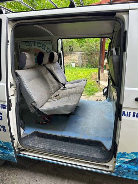 Volkswagen Transporter T5 