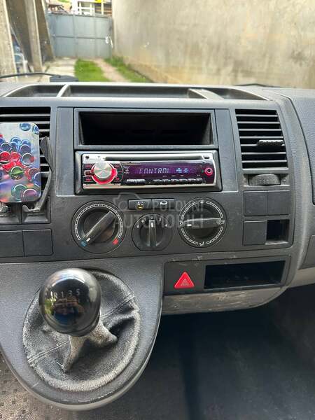 Volkswagen Transporter T5 