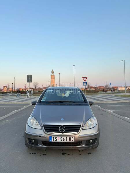 Mercedes Benz A 160 Idealan za pocetnike