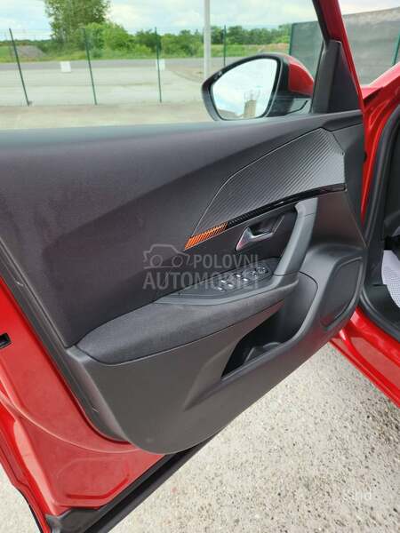 Peugeot 2008 1.2 PURETECH
