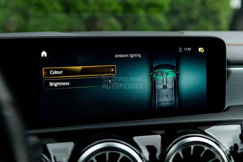 Mercedes Benz CLA 180 AMG/AUT