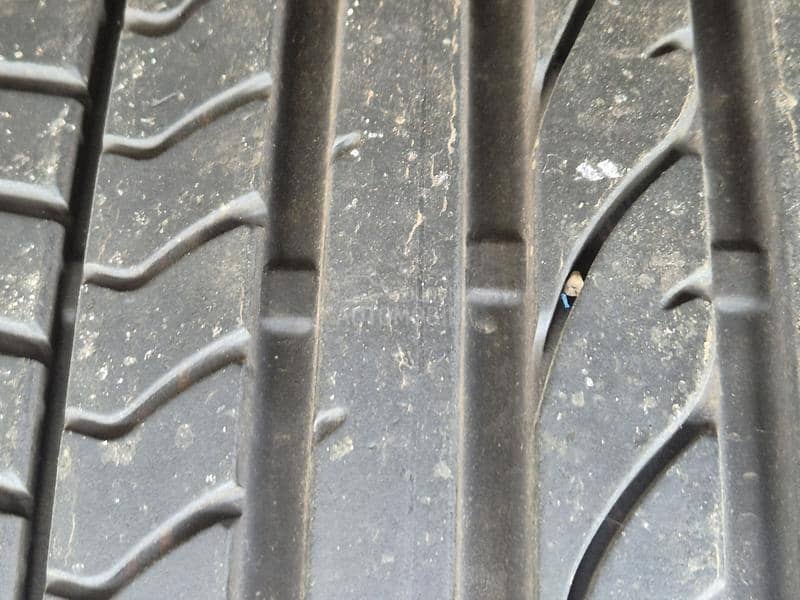 Bridgestone 215/40 R17 Letnja