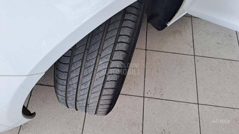 Peugeot 308 1.2  NAV ALU 83000