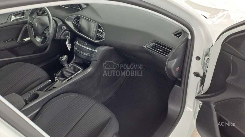 Peugeot 308 1.2  NAV ALU 83000