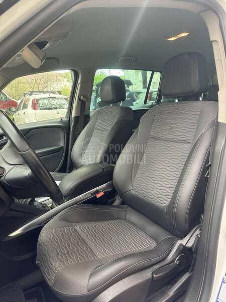 Opel Zafira 2.0 CDTI