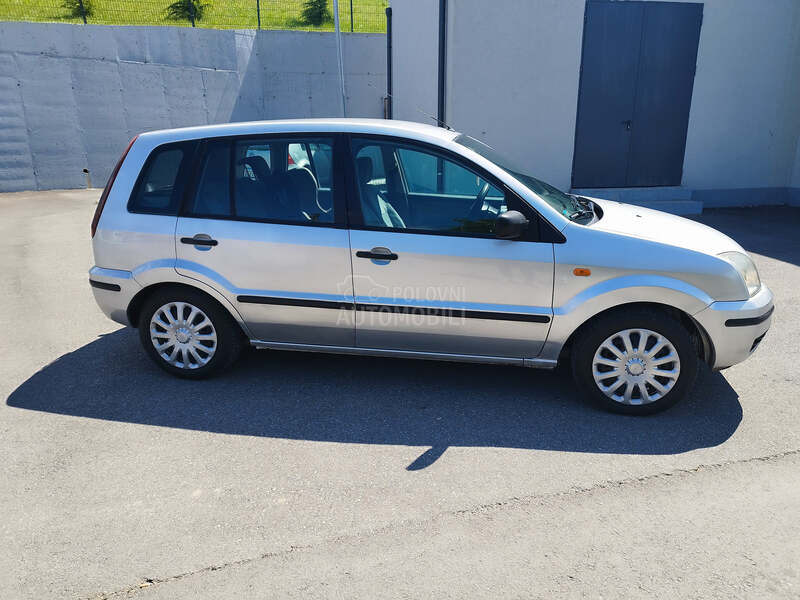 Ford Fusion 1.4 TDCI