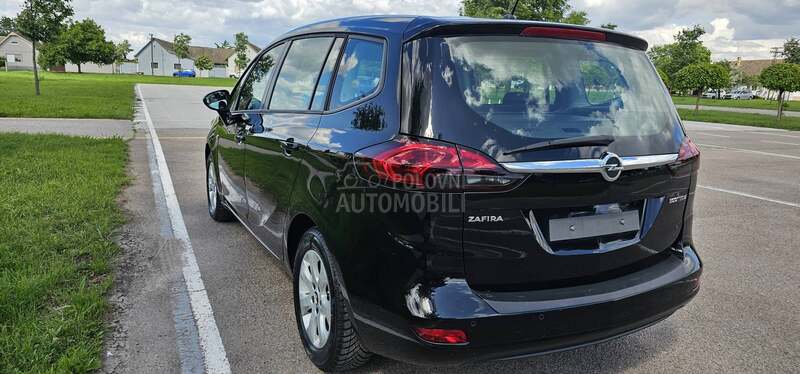 Opel Zafira 16 cdti