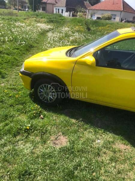 Opel Corsa B 
