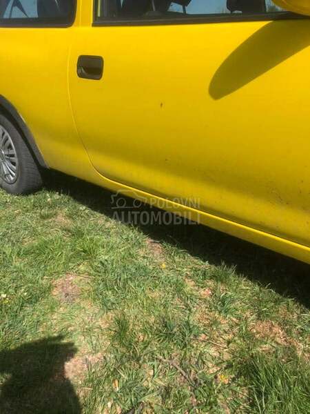 Opel Corsa B 