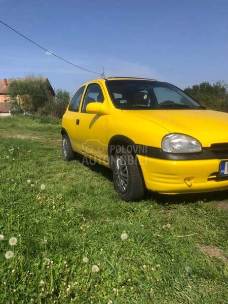 Opel Corsa B 