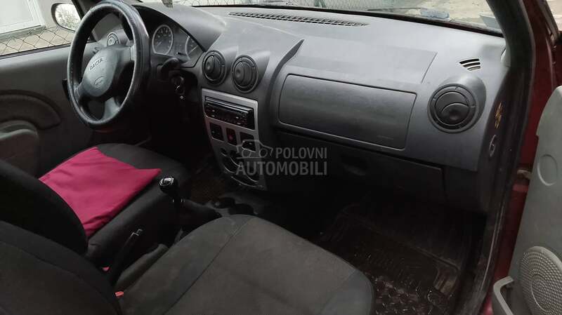 Dacia Logan 