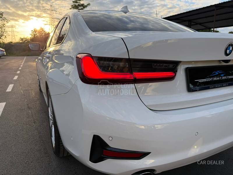 BMW 318 sport/led/kam/acc