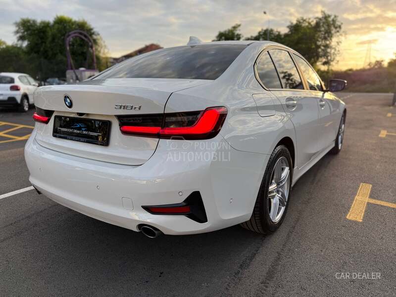 BMW 318 sport/led/kam/acc