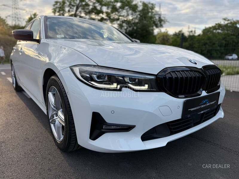BMW 318 sport/led/kam/acc