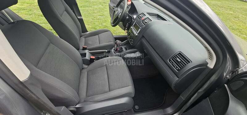 Volkswagen Golf 5 1.4 TRENDLINE