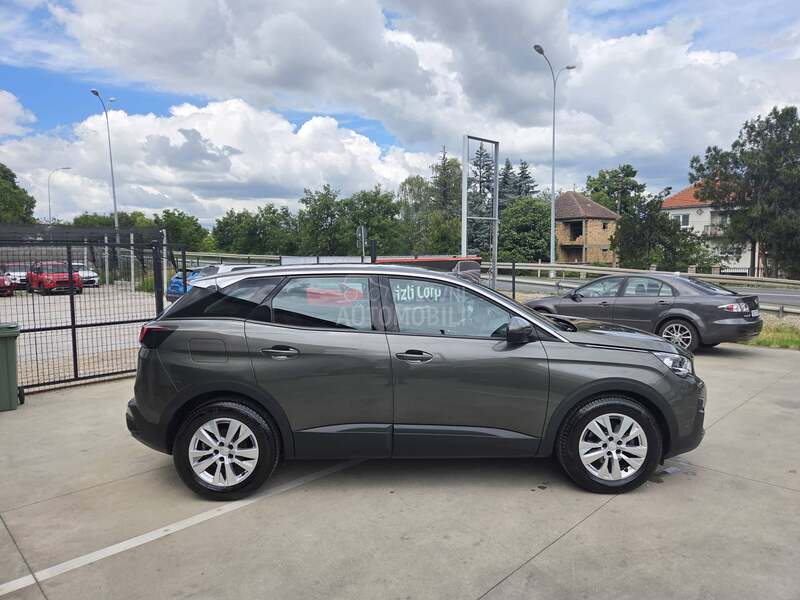 Peugeot 3008 1.6 HDI/NAV/LED