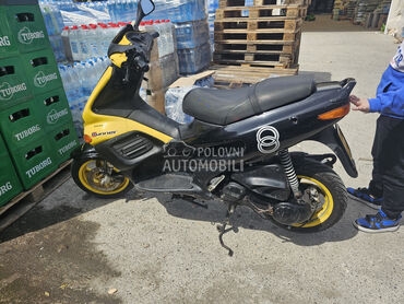 Gilera Runner