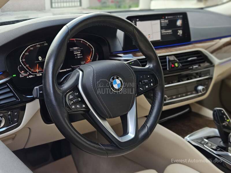 BMW 520 D LuxuryLine Virtual