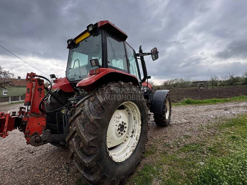 New Holland M100 Cisterna 8T
