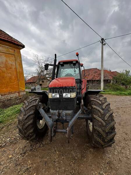 New Holland M100 Cisterna 8T