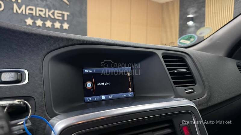 Volvo V60 //2.0 D2/FUL/NOV