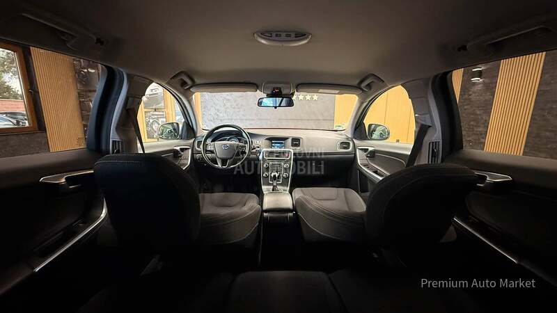 Volvo V60 //2.0 D2/FUL/NOV