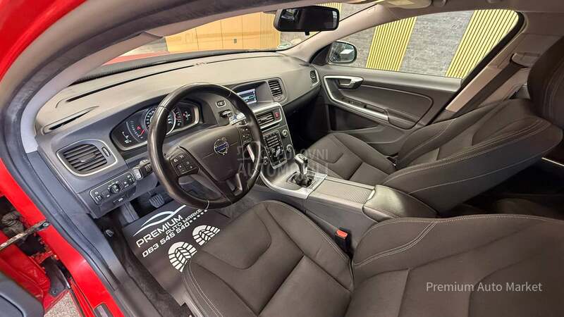 Volvo V60 //2.0 D2/FUL/NOV