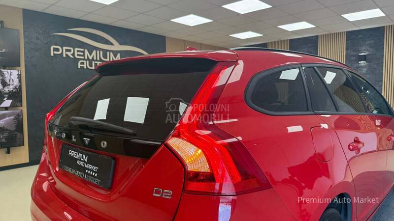Volvo V60 //2.0 D2/FUL/NOV
