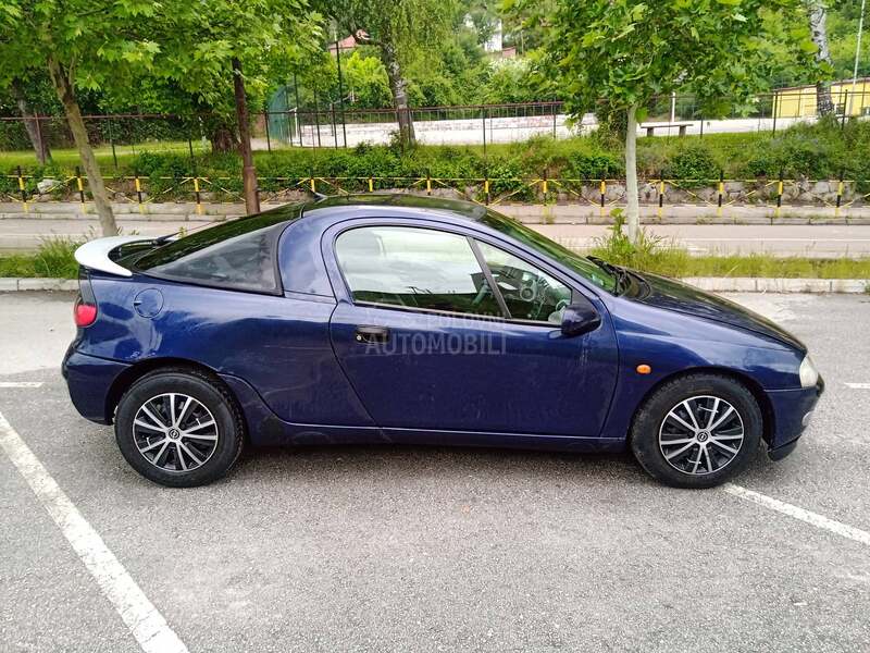 Opel Tigra /1.4-90ps