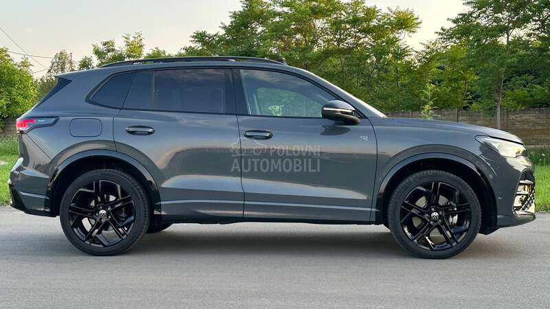 Volkswagen Tiguan R line IQ H.Kar Pan
