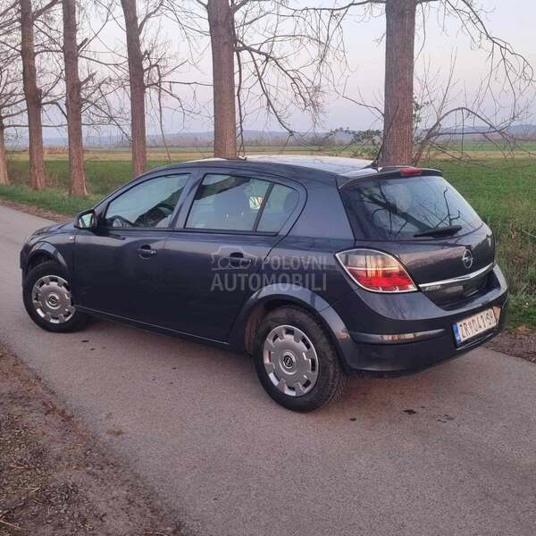 Opel Astra H 1.4