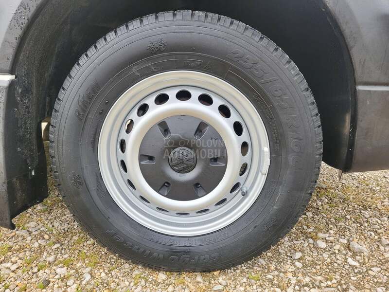 Volkswagen Crafter 2.5 TDI SANDUK 3.4M