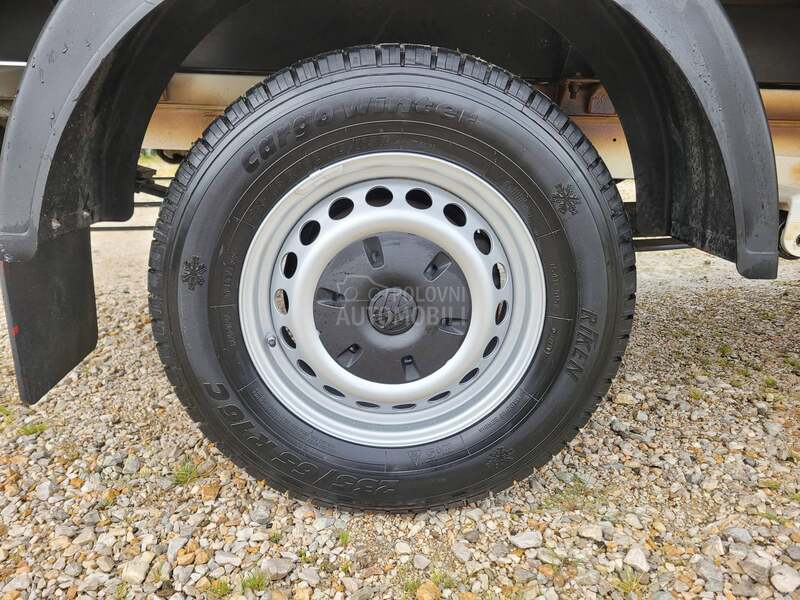 Volkswagen Crafter 2.5 TDI SANDUK 3.4M