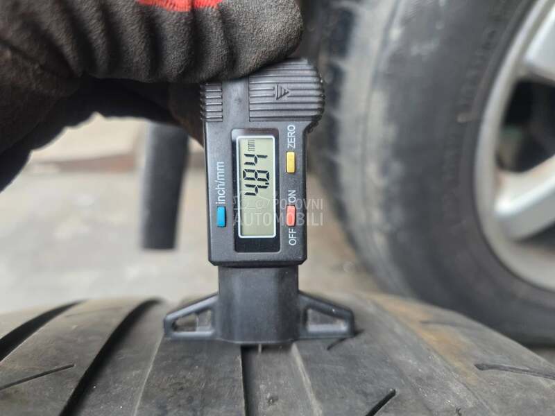 Kumho 255/35 R19 Letnja