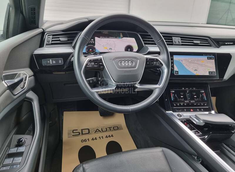 Audi e-tron 55 quattro ADVANCED