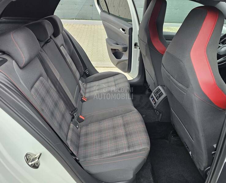 Volkswagen Golf 8 GTI
