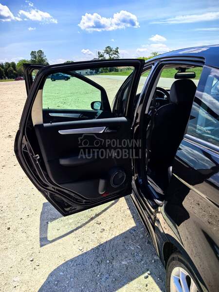 Mercedes Benz B 180 B180