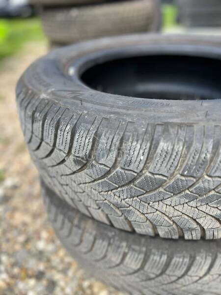 Bridgestone 195/65 R15 Zimska