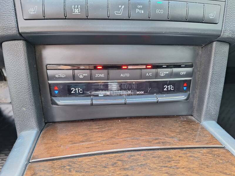 Mercedes Benz E 220 T.o.p Ocuvan