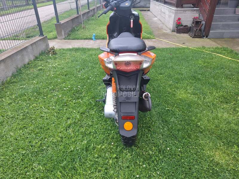Sprint Boatian 49